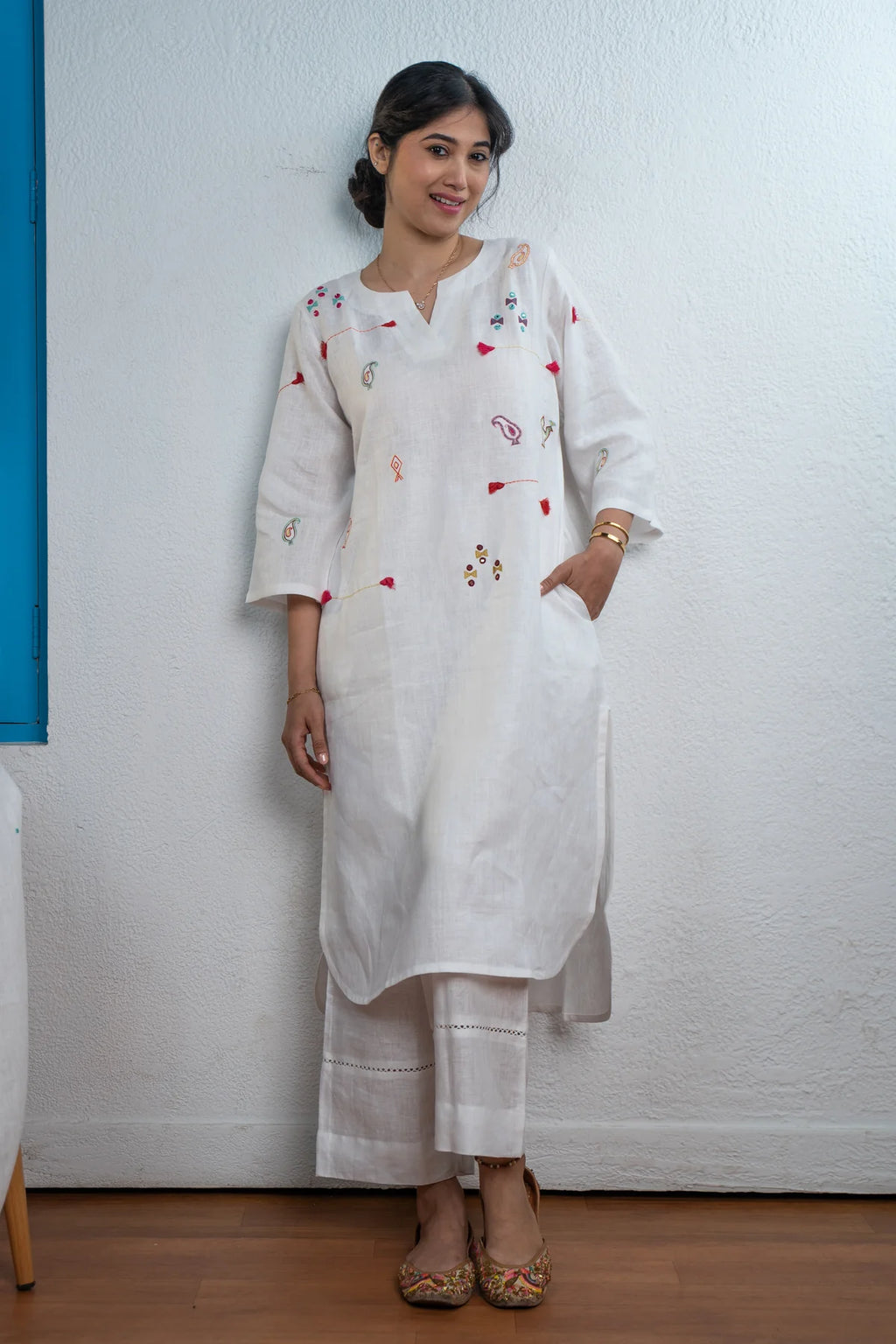 Ivory White Linen Embroidered Kurti Set 2pcs