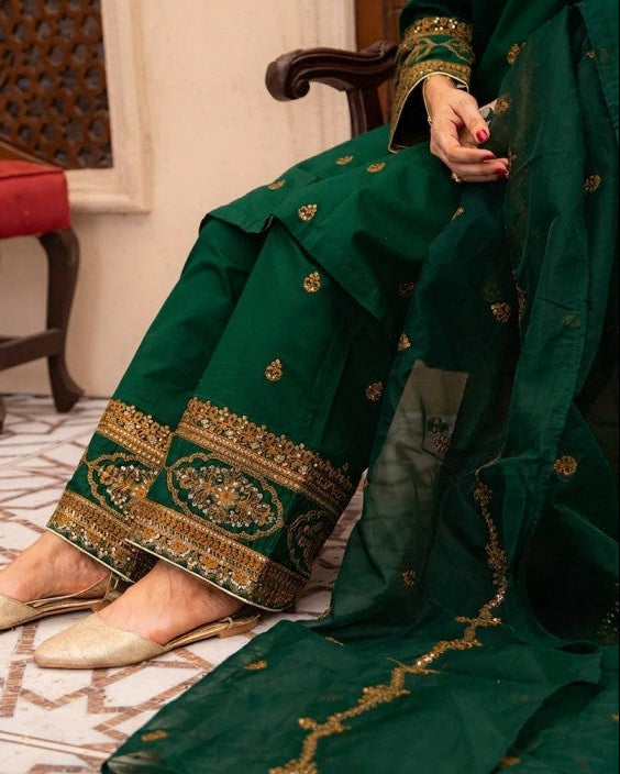 Emerald Green Embroidered Luxury 3 Piece Suit Set