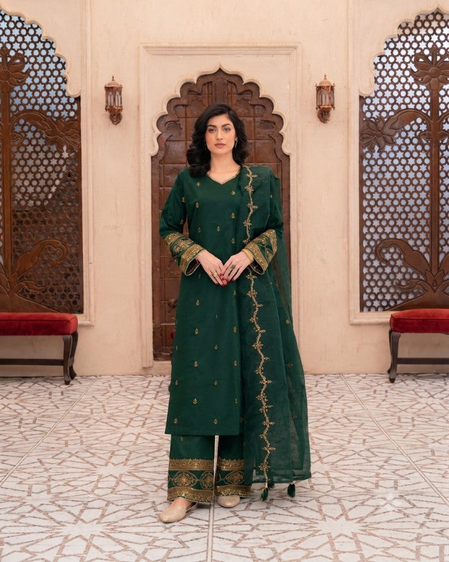 Emerald Green Embroidered Luxury 3 Piece Suit Set