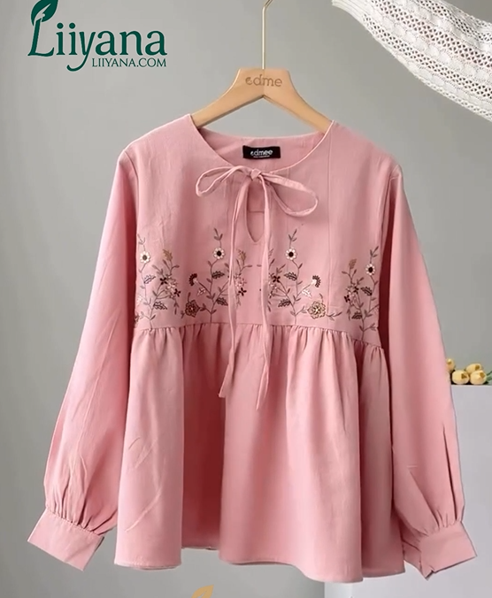 Liiyana Floral Embroidered Tunic Top